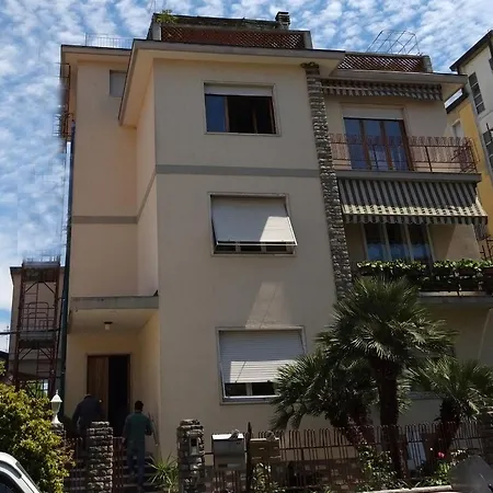 Levante 3* 마리나 디 카라라